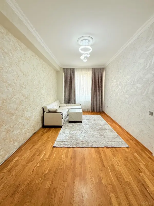 Satılır 2 otaqlı mənzil 45 m²