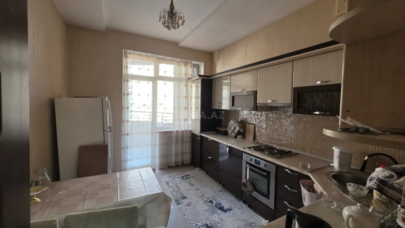 Kirayə verilir 3 otaqlı mənzil 120 m²