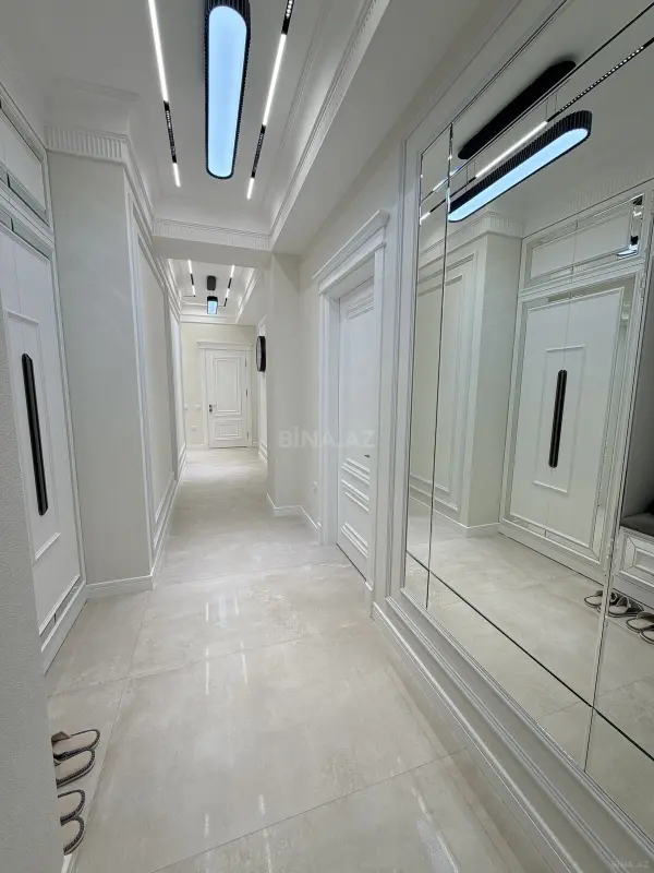 Satılır 3 otaqlı mənzil 120 m²