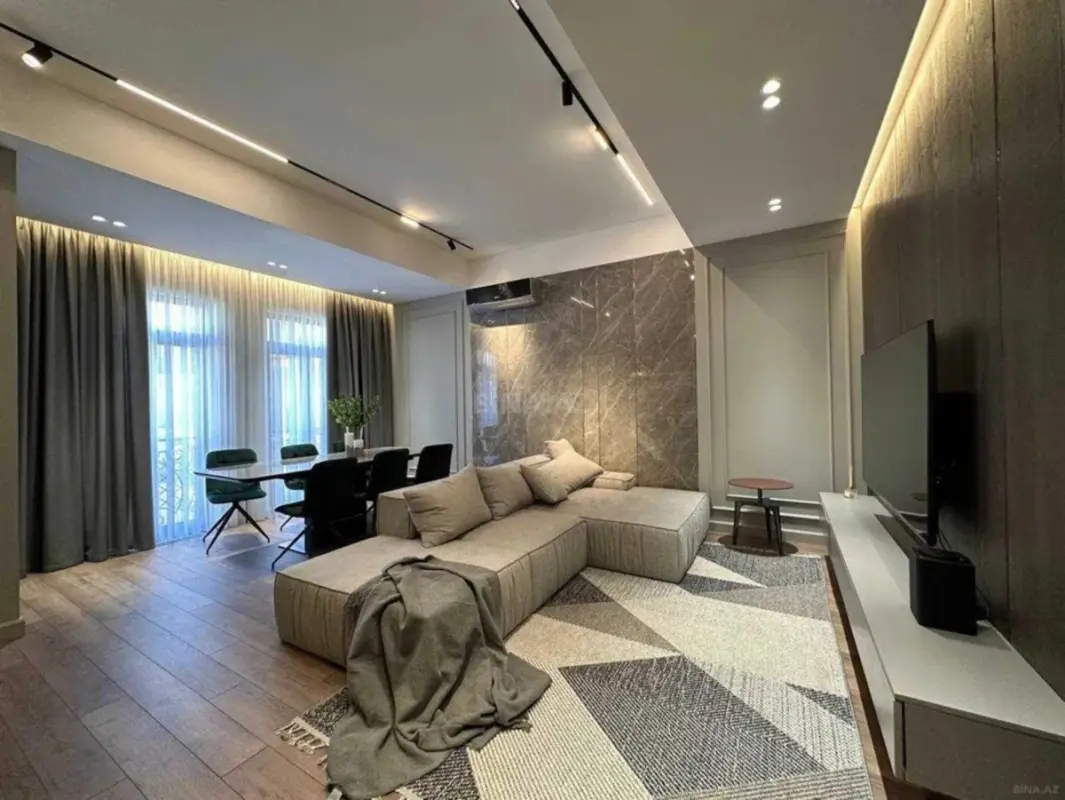 Satılır 2 otaqlı mənzil 78 m²