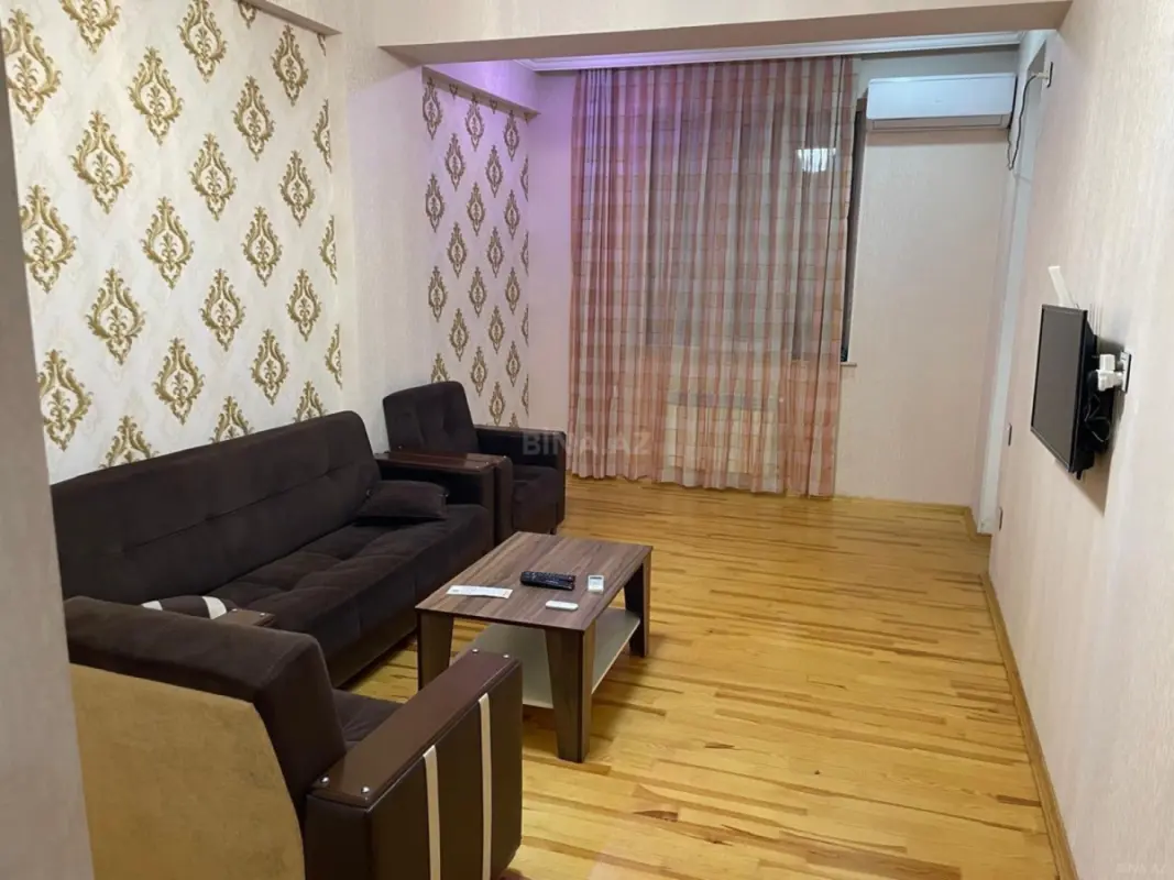 Kirayə verilir 2 otaqlı mənzil 55 m²
