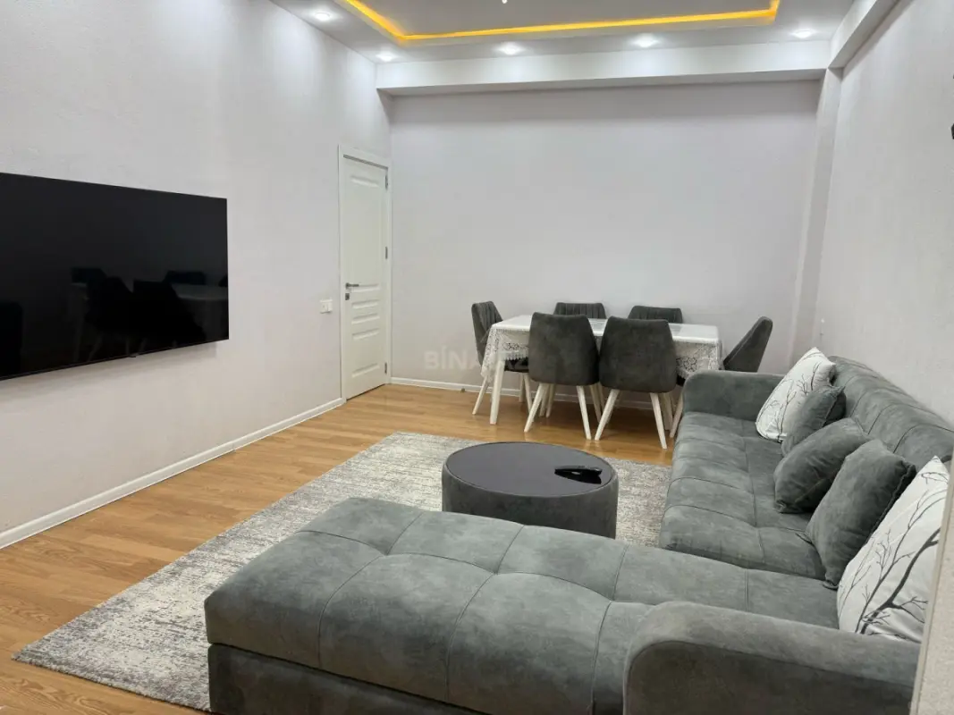 Satılır 2 otaqlı mənzil 70 m²