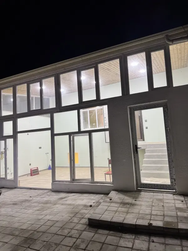 Satılır 6 otaqlı həyət evi 140 m²
