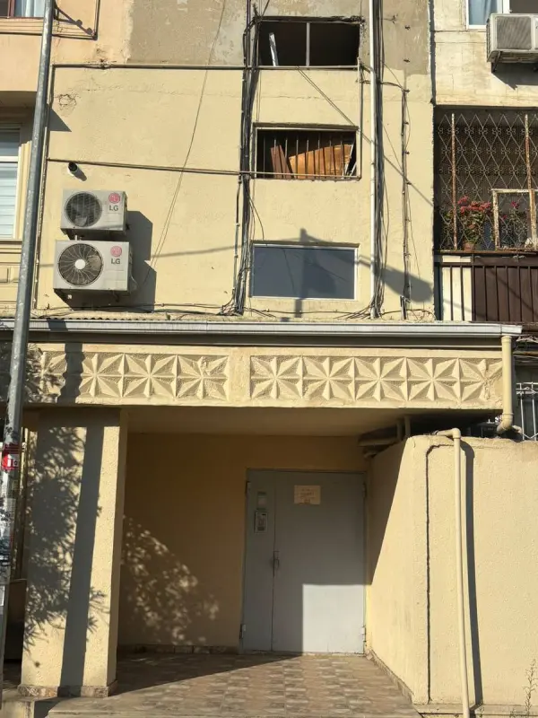 Satılır 3 otaqlı mənzil 100 m²