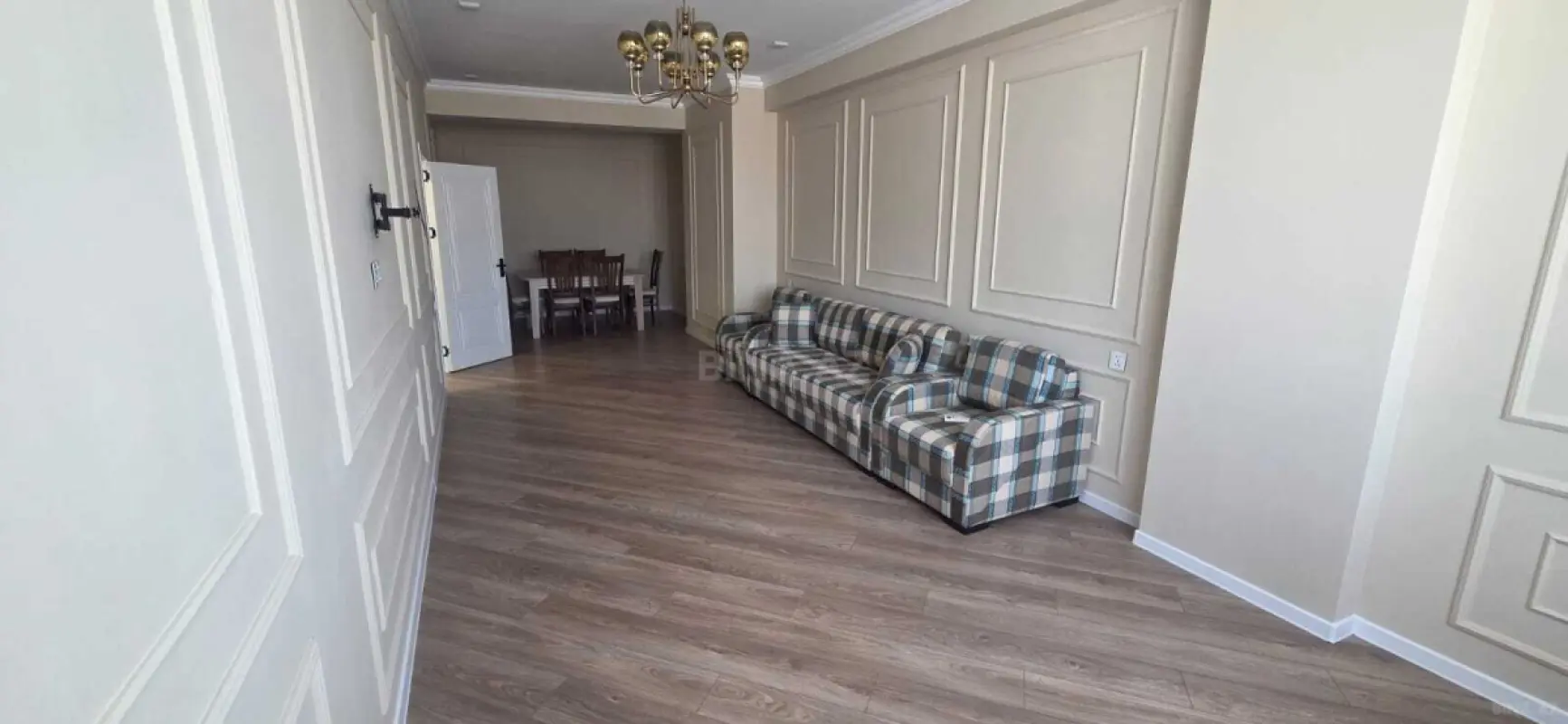 Kirayə verilir 3 otaqlı mənzil 150 m²