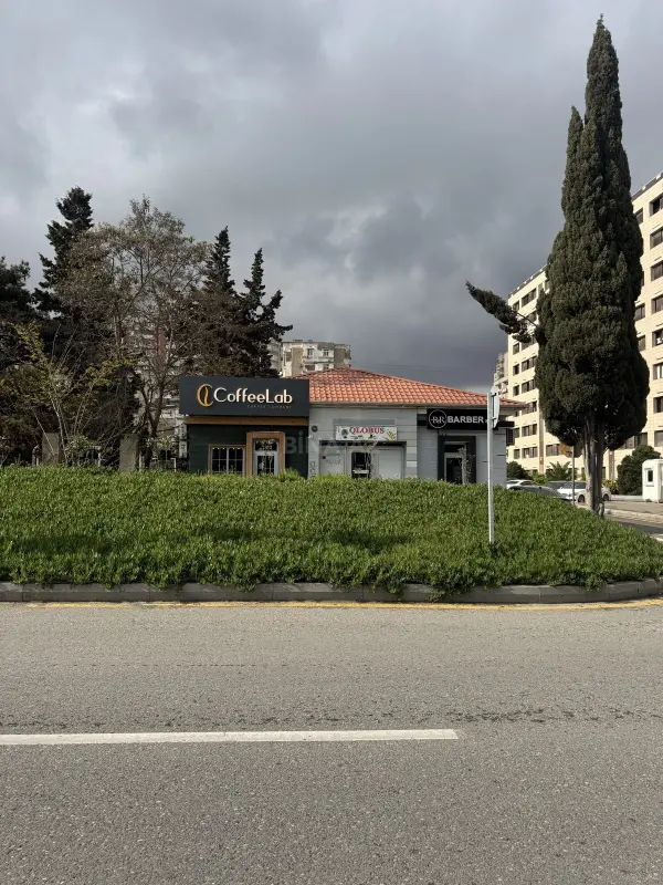 Satılır obyekt 90 m²