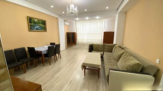 Kirayə verilir 2 otaqlı mənzil 70 m² — Bakı 2 otaq 70.00 m²