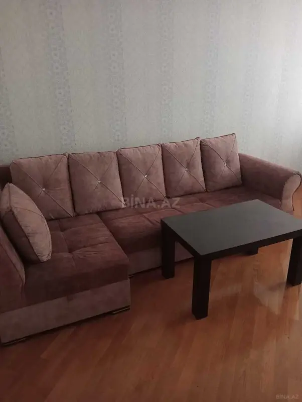 Kirayə verilir 4 otaqlı mənzil 100 m²