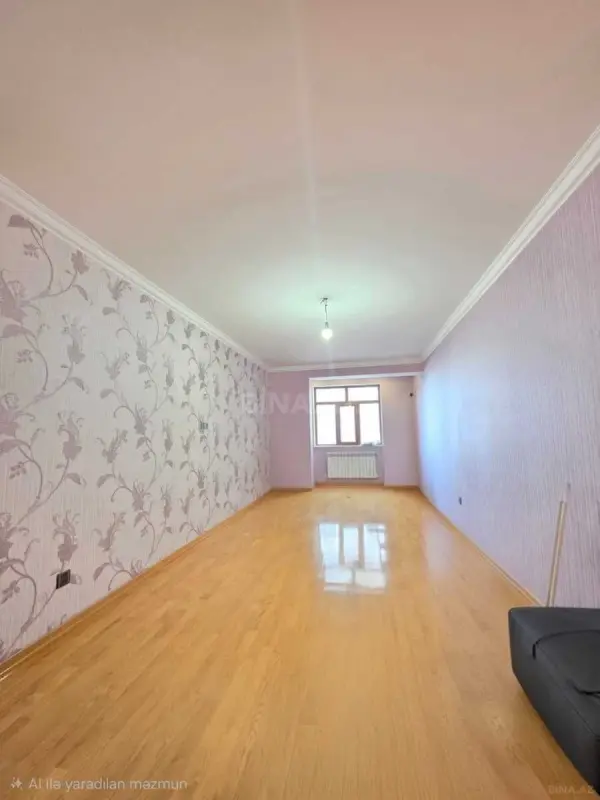 Satılır 3 otaqlı mənzil 110 m²