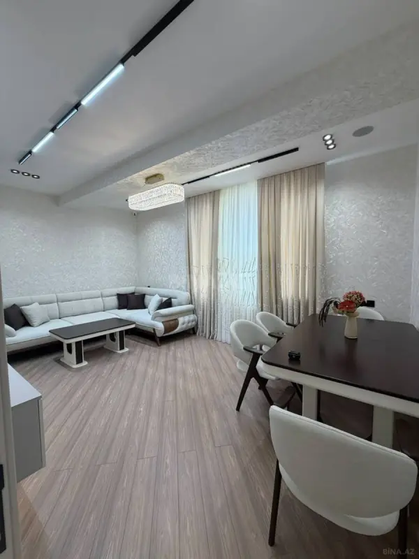 Satılır 3 otaqlı mənzil 91 m²