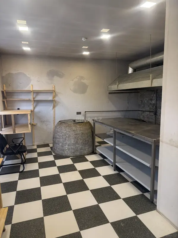 Satılır obyekt 72 m²