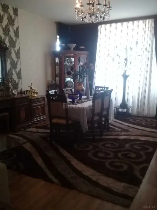 Kirayə verilir 3 otaqlı mənzil 125 m²