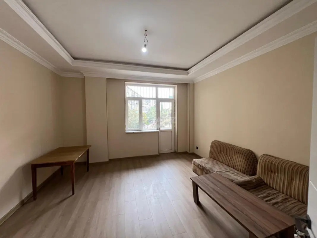 Satılır 3 otaqlı mənzil 95 m²
