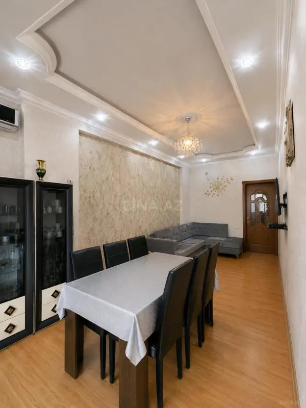 Kirayə verilir 2 otaqlı mənzil 80 m²