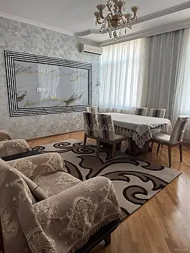 Kirayə verilir 3 otaqlı mənzil 90 m² — Bakı, Nizami 3 otaq 90.00 m²
