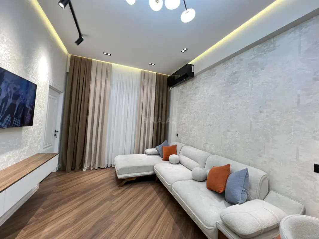 Kirayə verilir 3 otaqlı mənzil 90 m²
