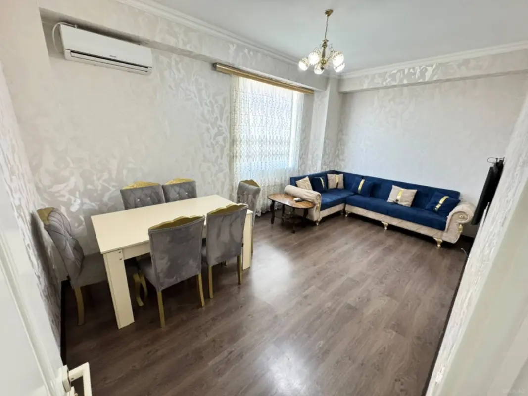 Satılır 2 otaqlı mənzil 68 m²