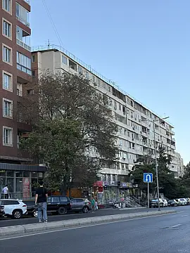 Satılır 3 otaqlı mənzil 90 m² — Bakı, Memar Əcəmi yanı 3 otaq 90.00 m²