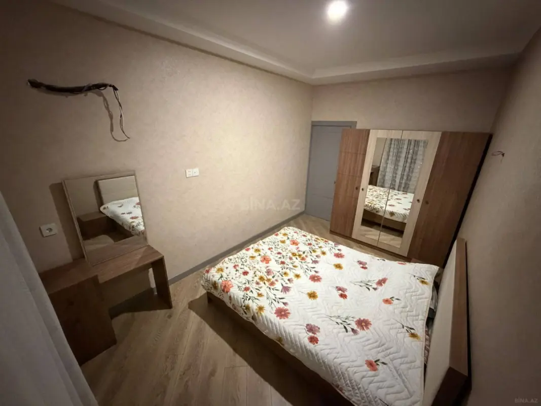 Kirayə verilir 2 otaqlı mənzil 60 m²