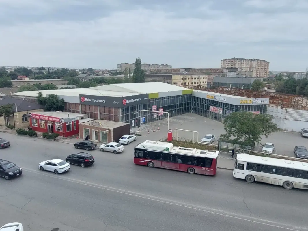 Kirayə verilir obyekt 1900 m²