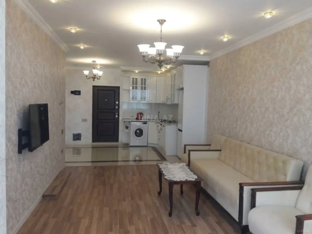 Kirayə verilir 2 otaqlı mənzil 70 m²