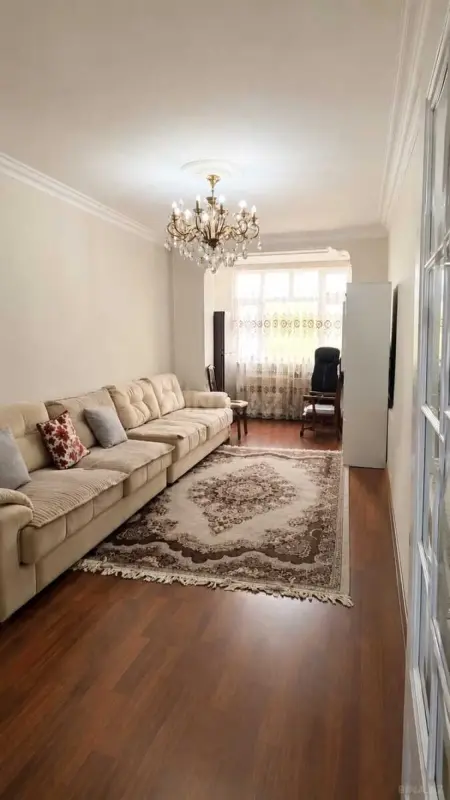 Satılır 3 otaqlı mənzil 60 m²