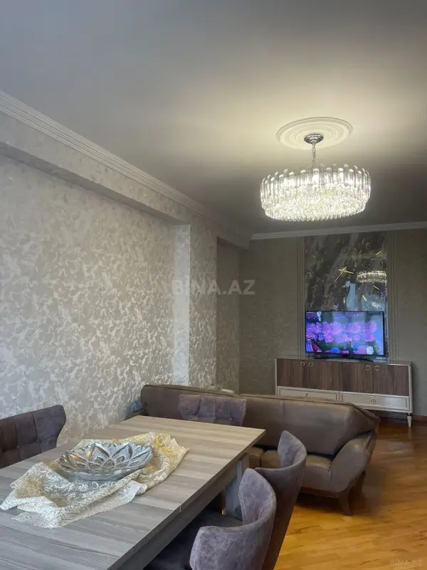 Satılır 3 otaqlı mənzil 95 m²
