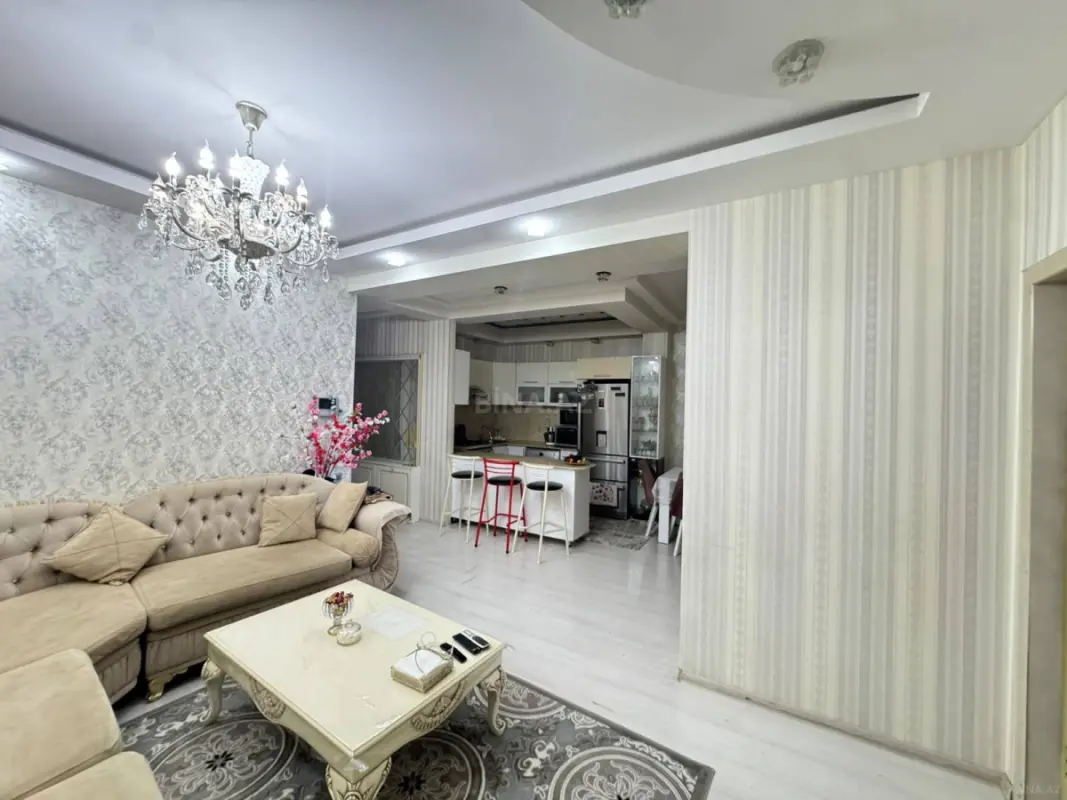 Satılır 3 otaqlı mənzil 110 m²