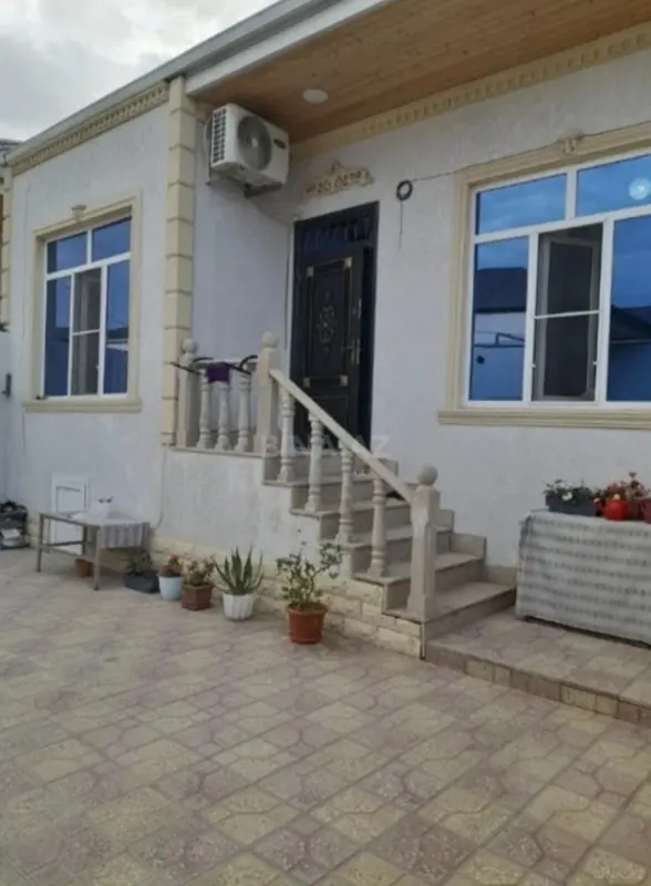 Satılır 3 otaqlı həyət evi 65 m²