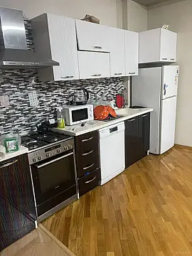 Kirayə verilir 2 otaqlı mənzil 75 m² — Bakı 2 otaq 75.00 m²