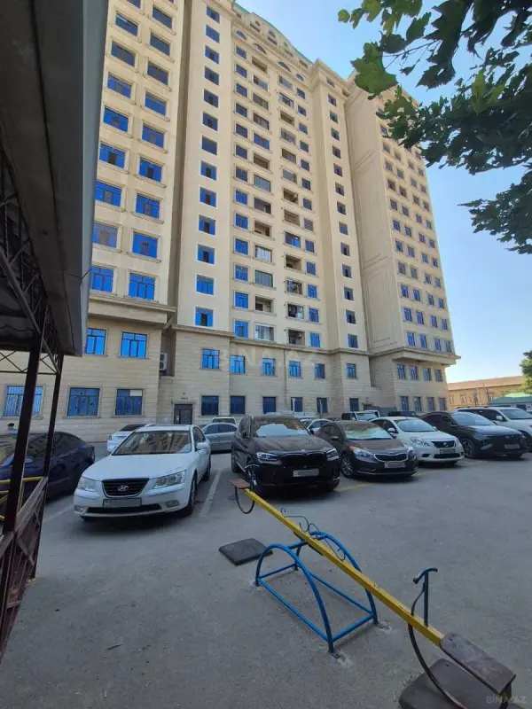 Satılır 3 otaqlı mənzil 95 m²