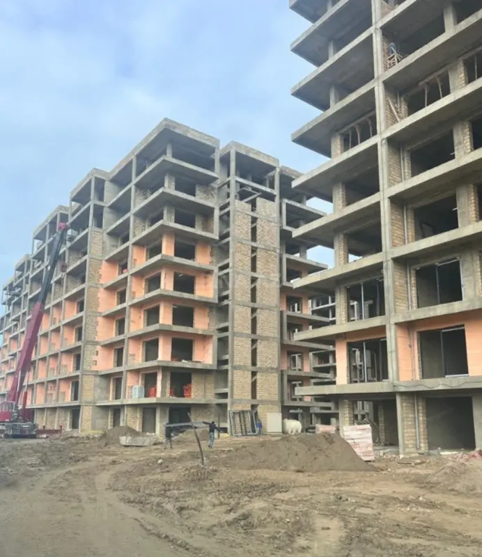 Satılır 2 otaqlı mənzil 95 m²