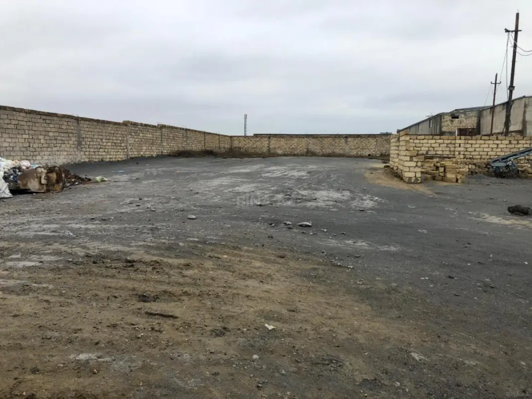 Satılır torpaq sahəsi 30 m²