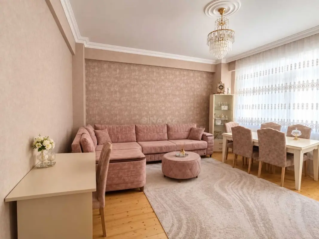 Satılır 2 otaqlı mənzil 53 m²