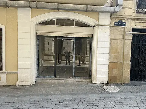 Kirayə verilir obyekt 30 m² — Bakı 30.00 m²