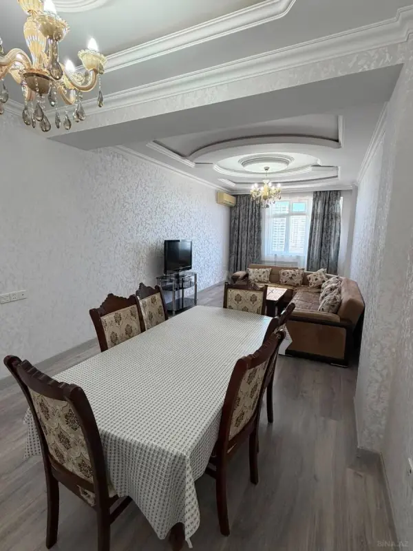 Kirayə verilir 3 otaqlı mənzil 135 m²