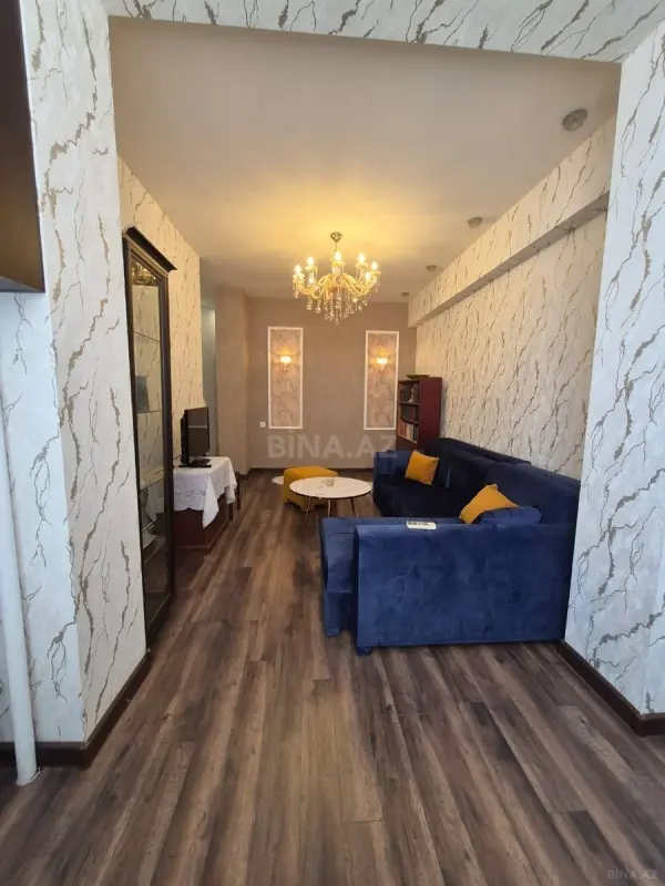 Satılır 2 otaqlı mənzil 93 m²