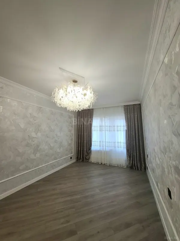 Satılır 3 otaqlı mənzil 90 m²