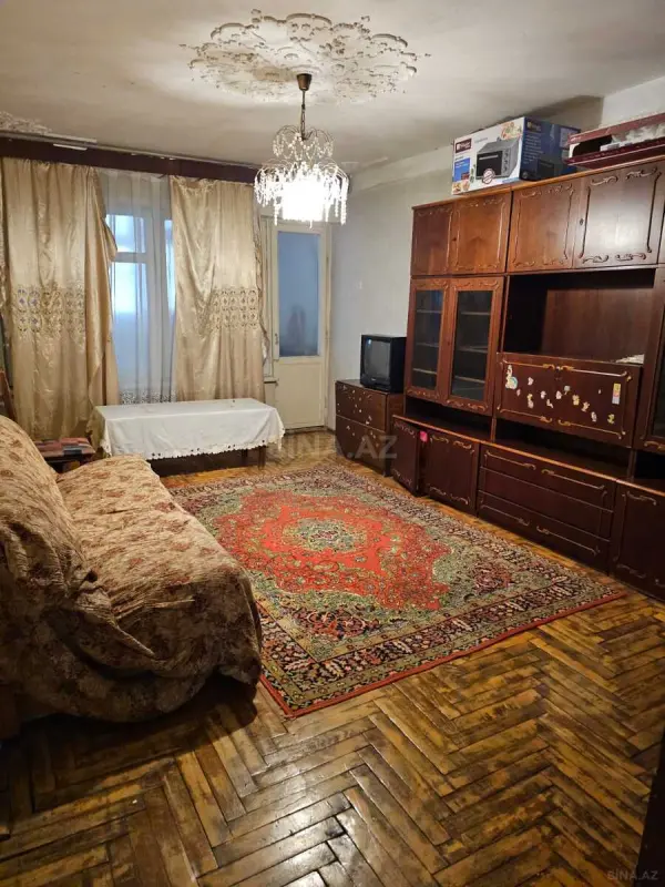 Satılır 2 otaqlı mənzil 70 m²