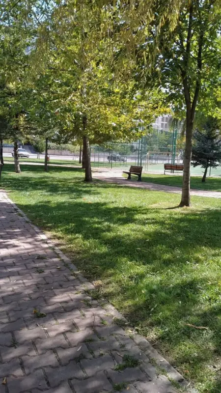 Satılır 3 otaqlı mənzil 150 m²