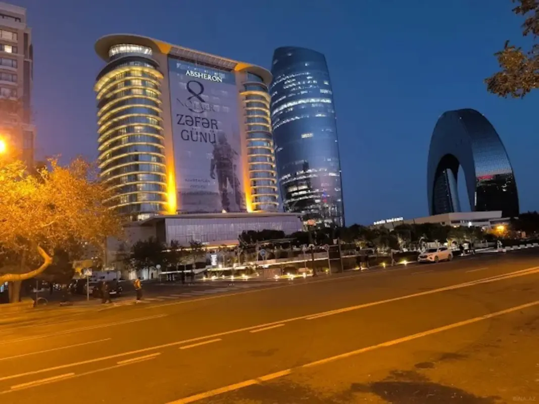 Kirayə verilir 2 otaqlı mənzil 75 m²