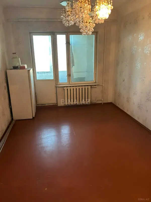 Satılır 4 otaqlı mənzil 110 m²