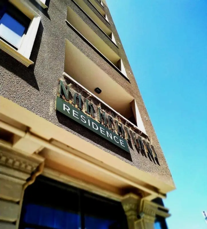 Satılır 3 otaqlı mənzil 121 m²