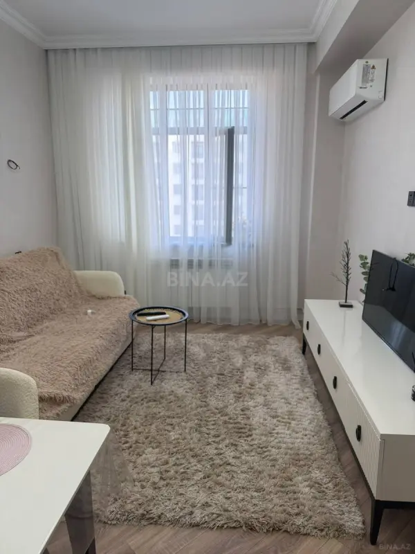Kirayə verilir 2 otaqlı mənzil 55 m²