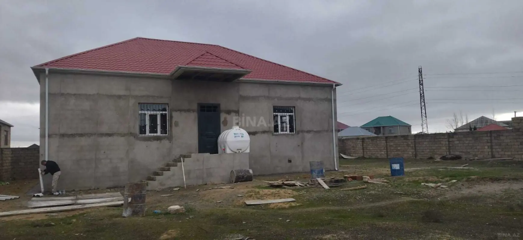 Satılır 4 otaqlı həyət evi 210 m²