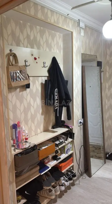 Satılır 1 otaqlı mənzil 28 m²