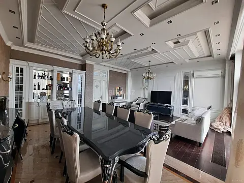 Kirayə verilir 4 otaqlı mənzil 270 m² — Bakı, Xətai 4 otaq 270.00 m²