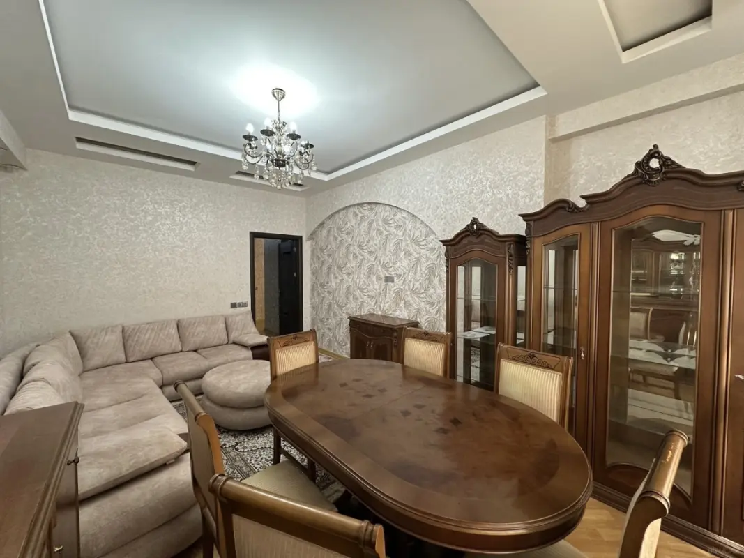 Satılır 3 otaqlı mənzil 95 m²