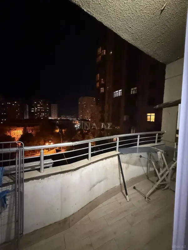 Kirayə verilir 3 otaqlı mənzil 115 m²