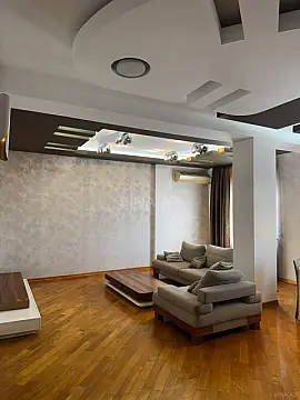 Kirayə verilir 3 otaqlı mənzil 120 m² — Bakı, İnşaatçılar 3 otaq 120.00 m²